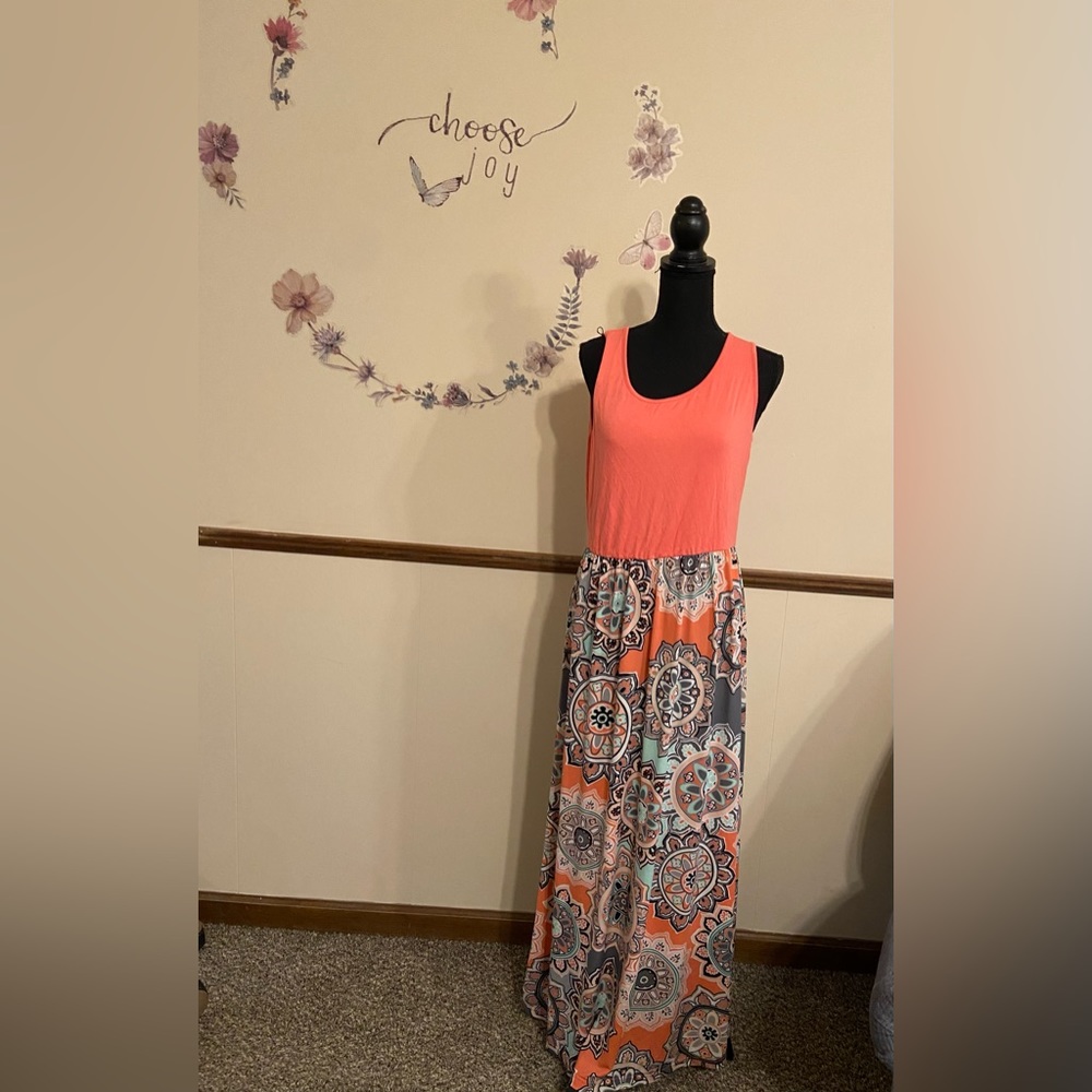 🐝NEW LISTING zattcas dress